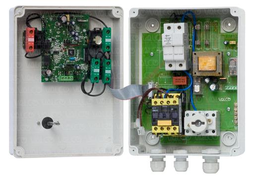 ammetric protection for one three phase borehole, drainage or pressurization pump - inside view